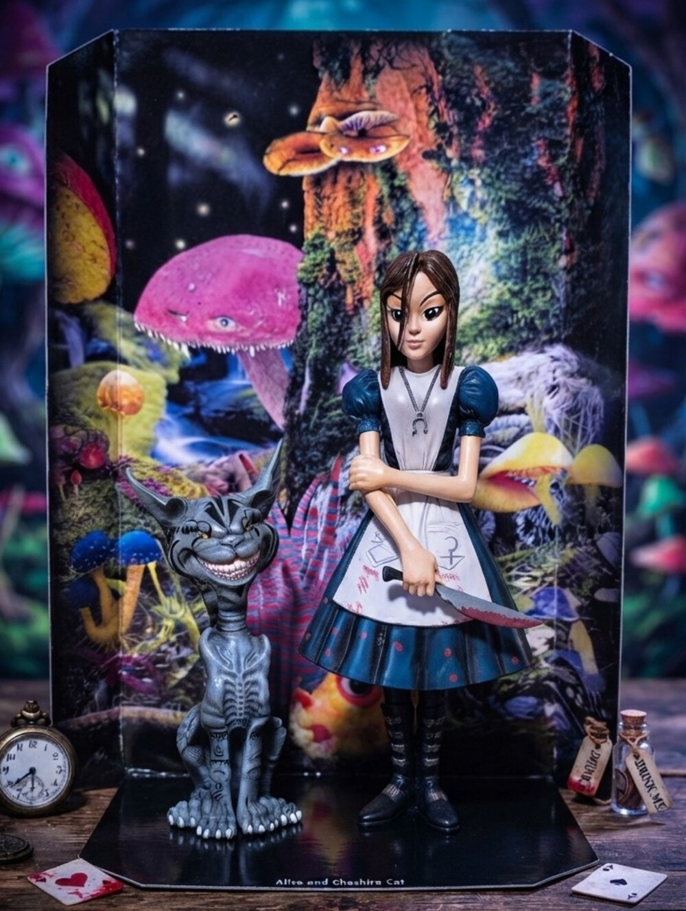 American McGee's Alice Figurine w/Cheshire Cat Knife Creepy Gamer Collectible